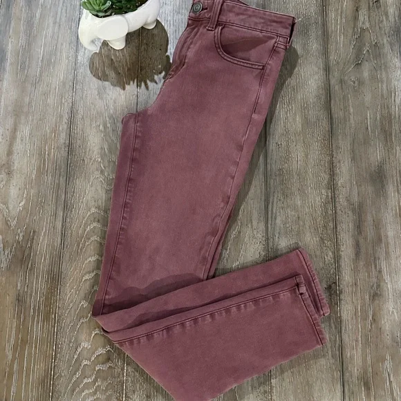 American Eagle Jeans - Picture 12 of 12